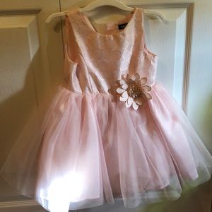 Girls light pink dress